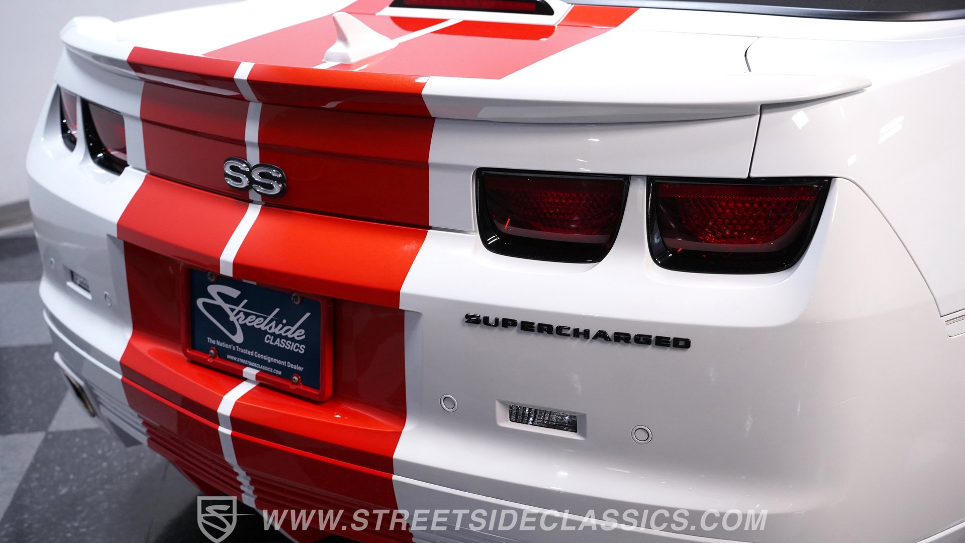 Used 2011 Chevrolet Camaro SS w/ RS Package RWD image 22