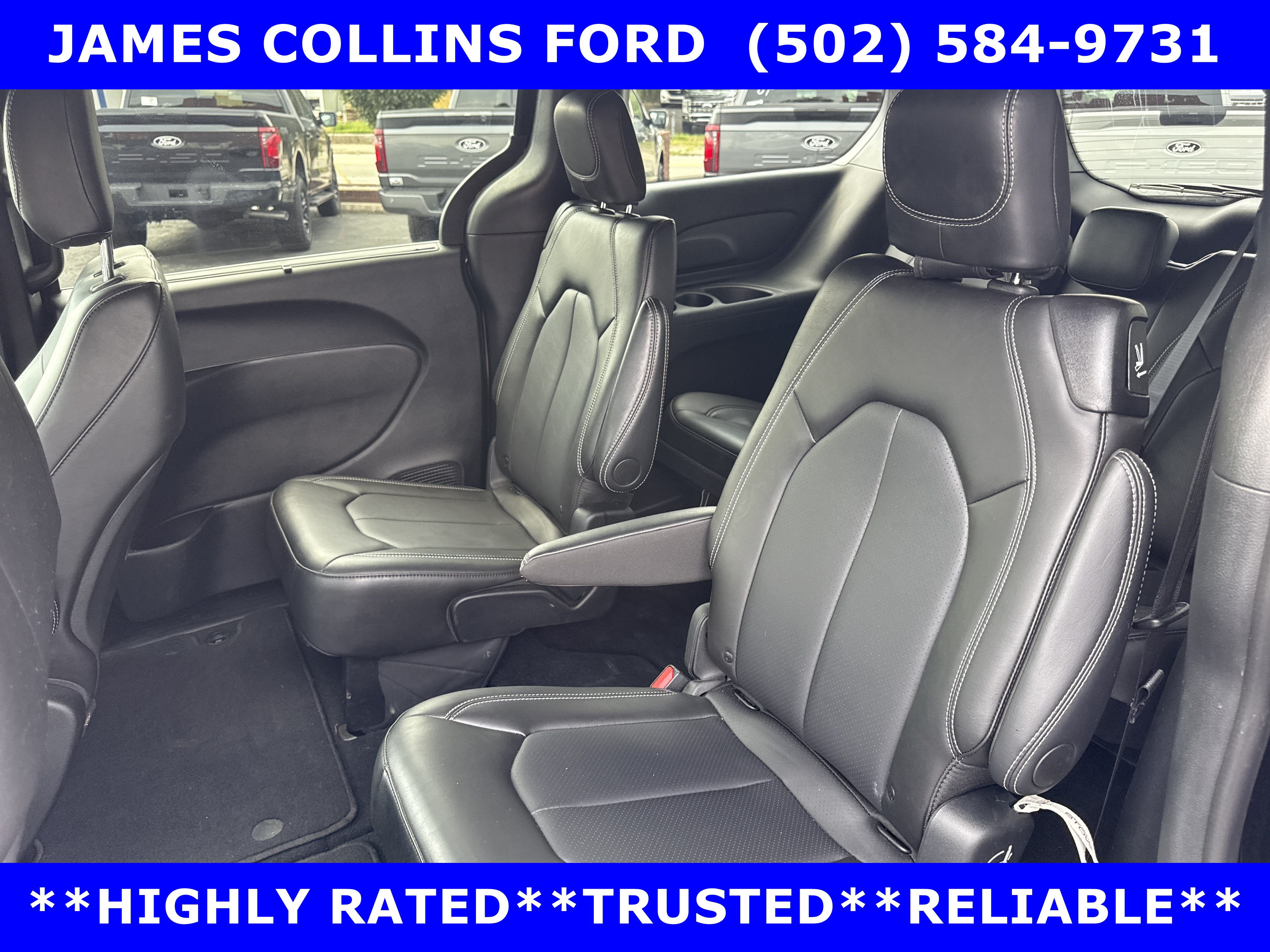 Used 2025 Chrysler Pacifica Select FWD image 23