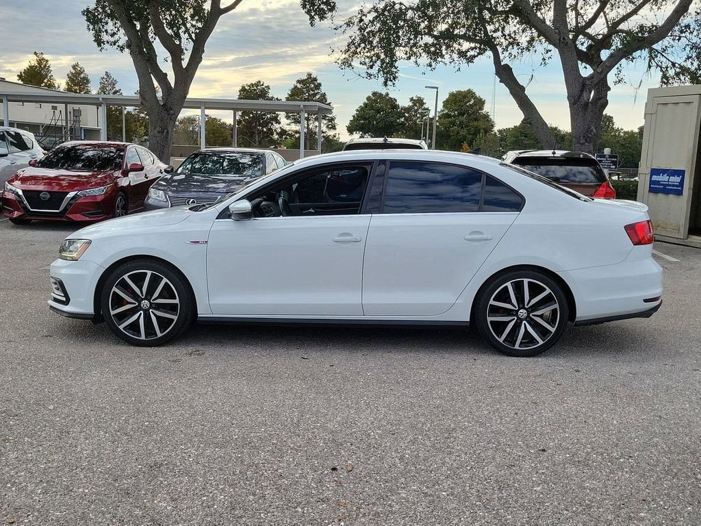 Used 2018 Volkswagen Jetta GLI image 14