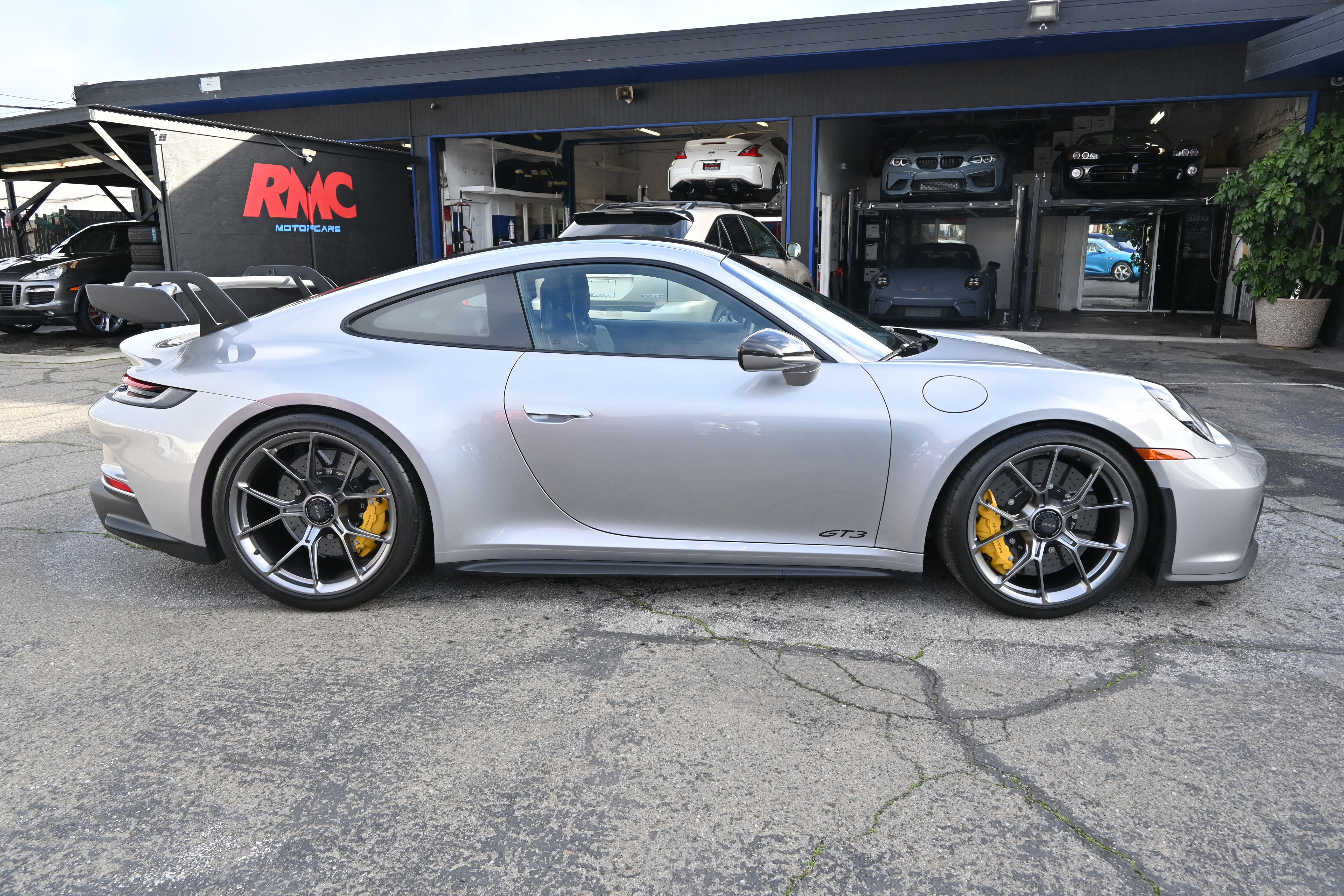 Used 2022 Porsche 911 GT3 RWD image 17