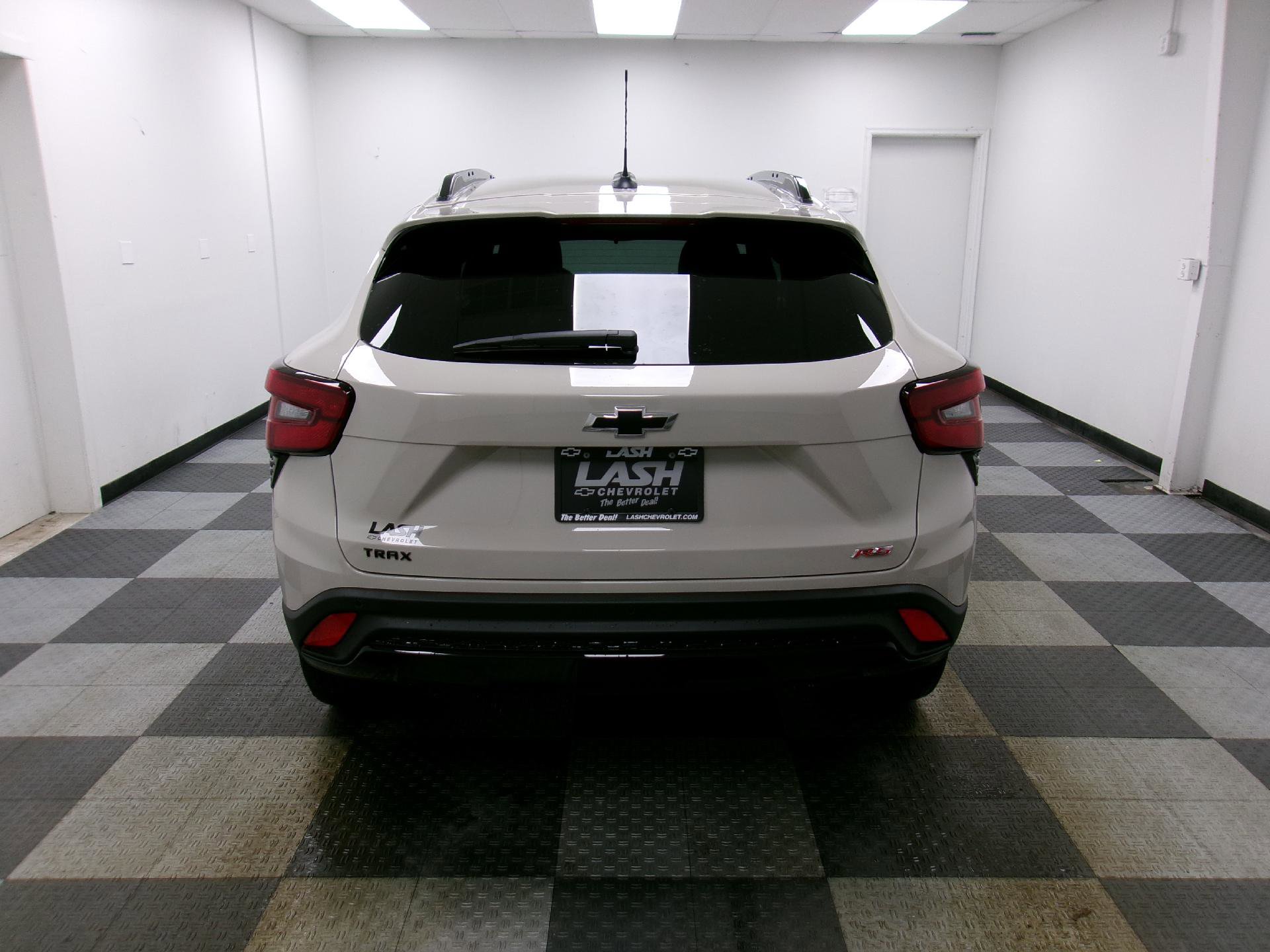New 2026 Chevrolet Trax RS w/ Driver Confidence Package image 12