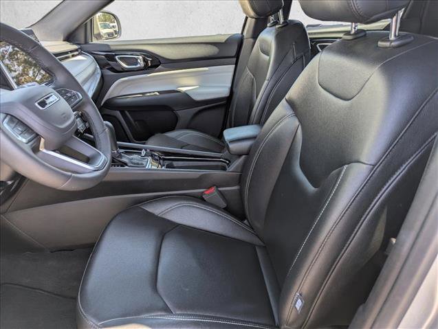 Used 2025 Jeep Compass Limited AWD/4WD image 22