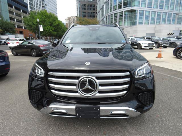 Used 2025 Mercedes-Benz GLS 450 4MATIC image 6
