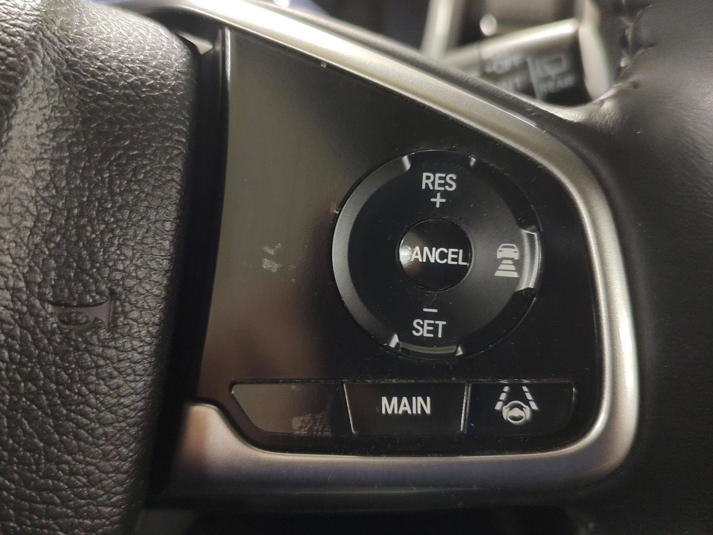 Used 2017 Honda CR-V Touring image 18