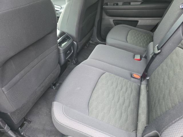 Used 2025 Nissan Pathfinder SV image 10