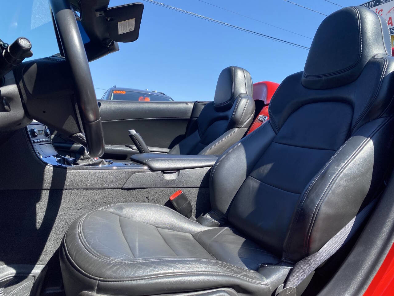 Used 2012 Chevrolet Corvette Grand Sport w/ 2LT Preferred Equipment Group RWD image 21