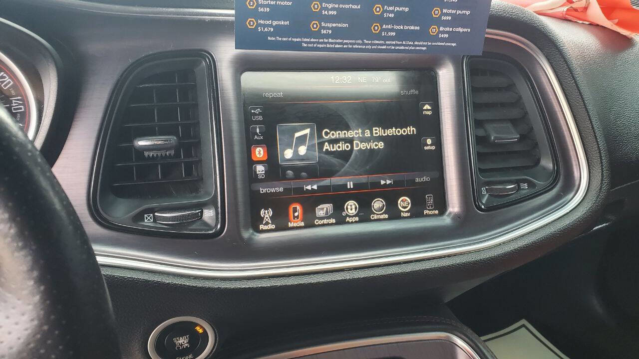 Used 2015 Dodge Challenger R/T Plus image 13