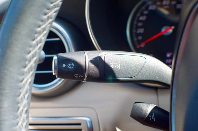 Used 2015 Mercedes-Benz C 300 4MATIC Sedan image 25