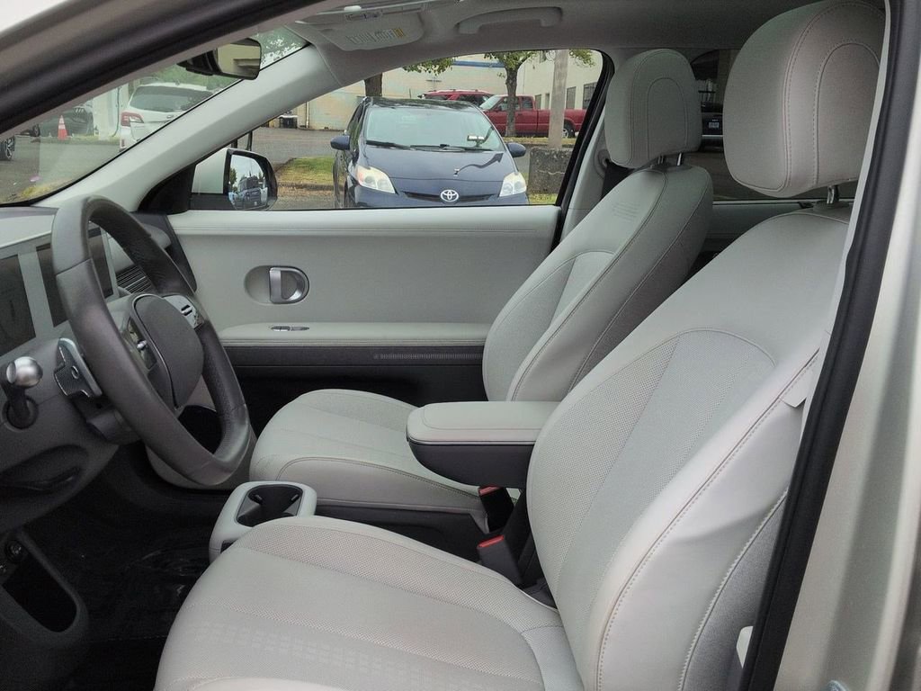 Used 2023 Hyundai Ioniq 5 Limited AWD/4WD image 13