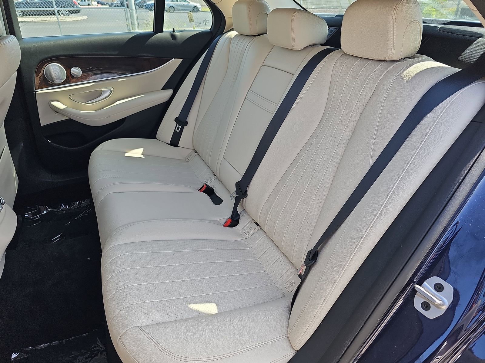 Used 2020 Mercedes-Benz E 350 Sedan image 14