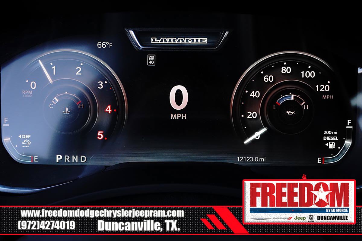 Used 2025 RAM 3500 Laramie AWD/4WD image 32