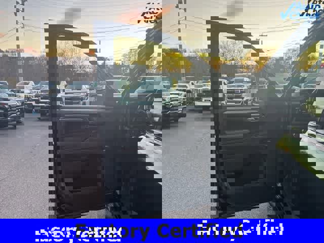 Certified 2022 GMC Sierra 1500 AT4 w/ AT4 Premium Package image 14