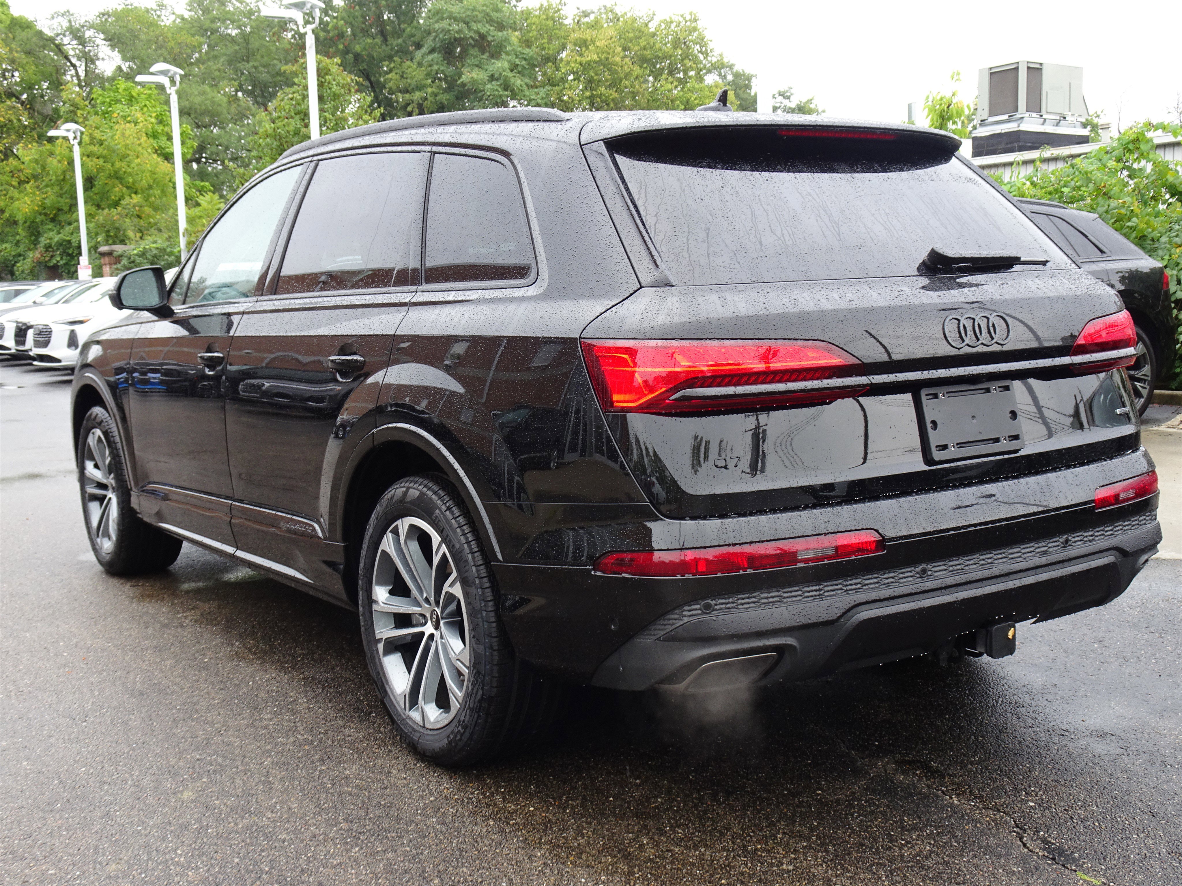 New 2026 Audi Q7 3.0T Premium image 3