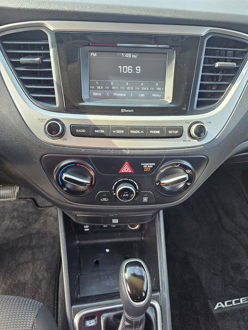 Used 2018 Hyundai Accent SE image 6