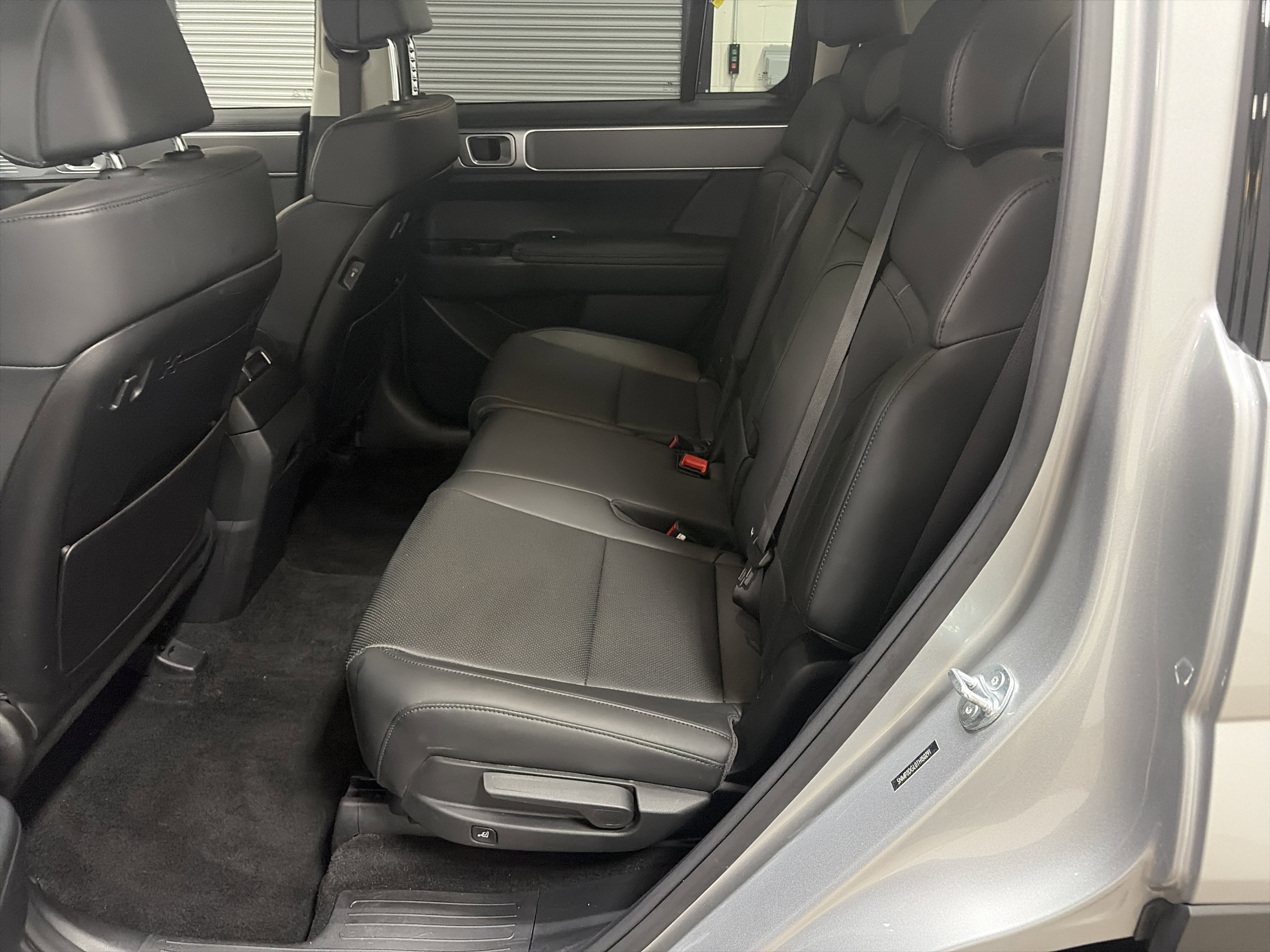 Used 2026 Hyundai Santa Fe SEL AWD/4WD image 25