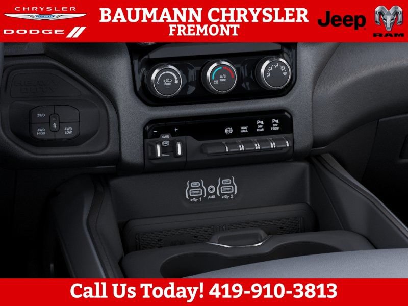 New 2026 RAM 3500 Big Horn AWD/4WD image 24