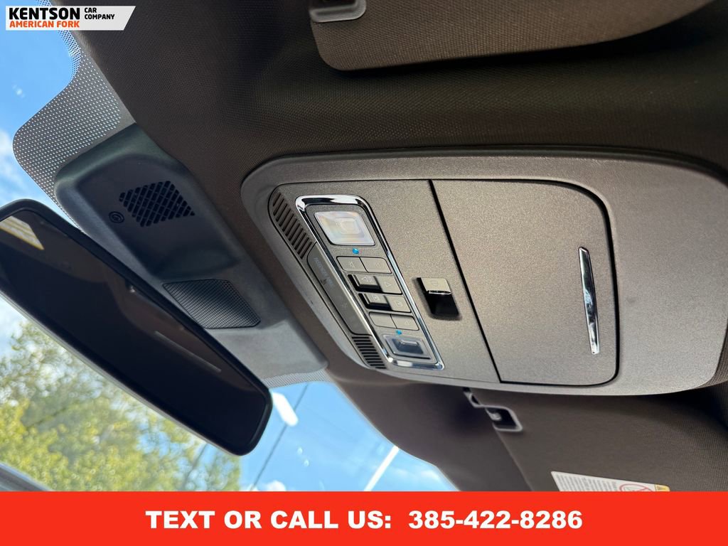 Used 2025 Ford F350 King Ranch w/ Tremor Off-Road Package image 33