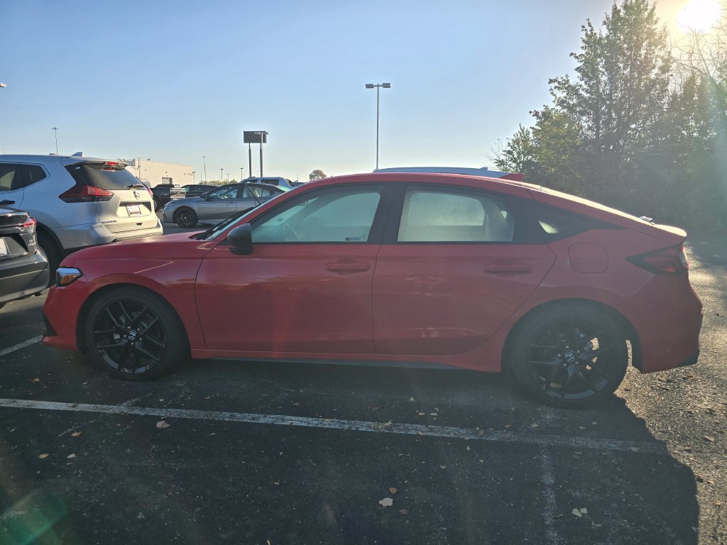 Used 2024 Honda Civic Sport image 4