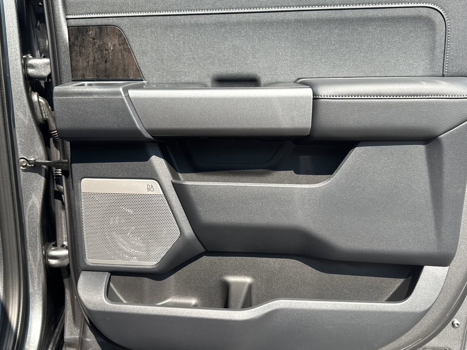 New 2025 Ford F250 Lariat w/ Lariat Ultimate Package image 16