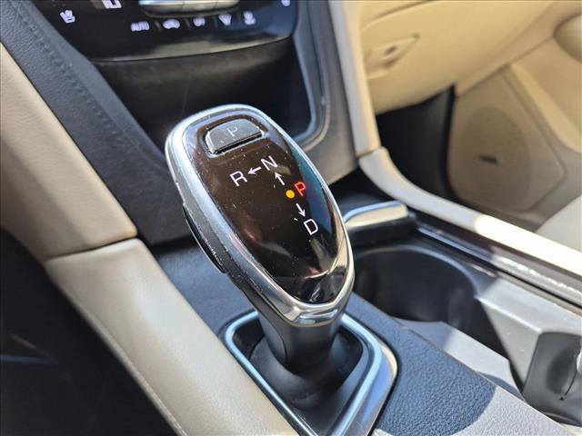 Used 2017 Cadillac XT5 Premium Luxury AWD/4WD image 12