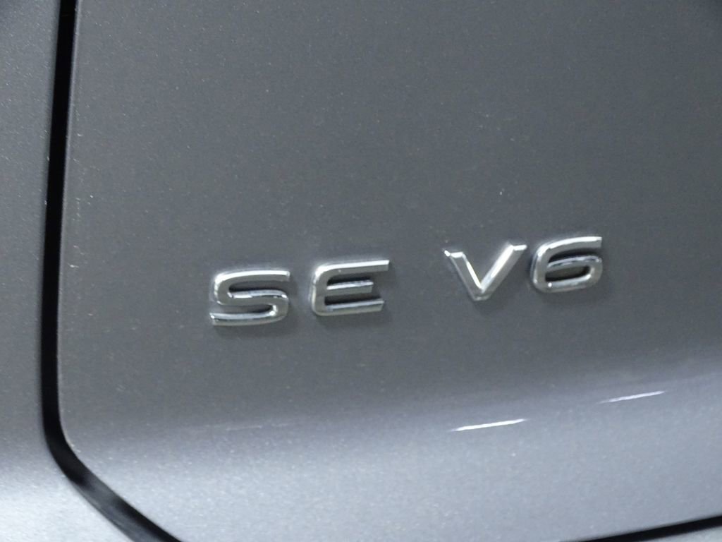 Used 2020 Volkswagen Atlas Cross Sport SE w/ Towing Package image 39