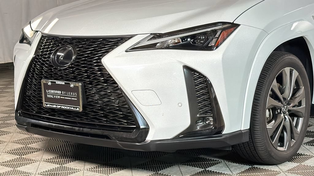 Certified 2024 Lexus UX 250h F Sport AWD/4WD image 3
