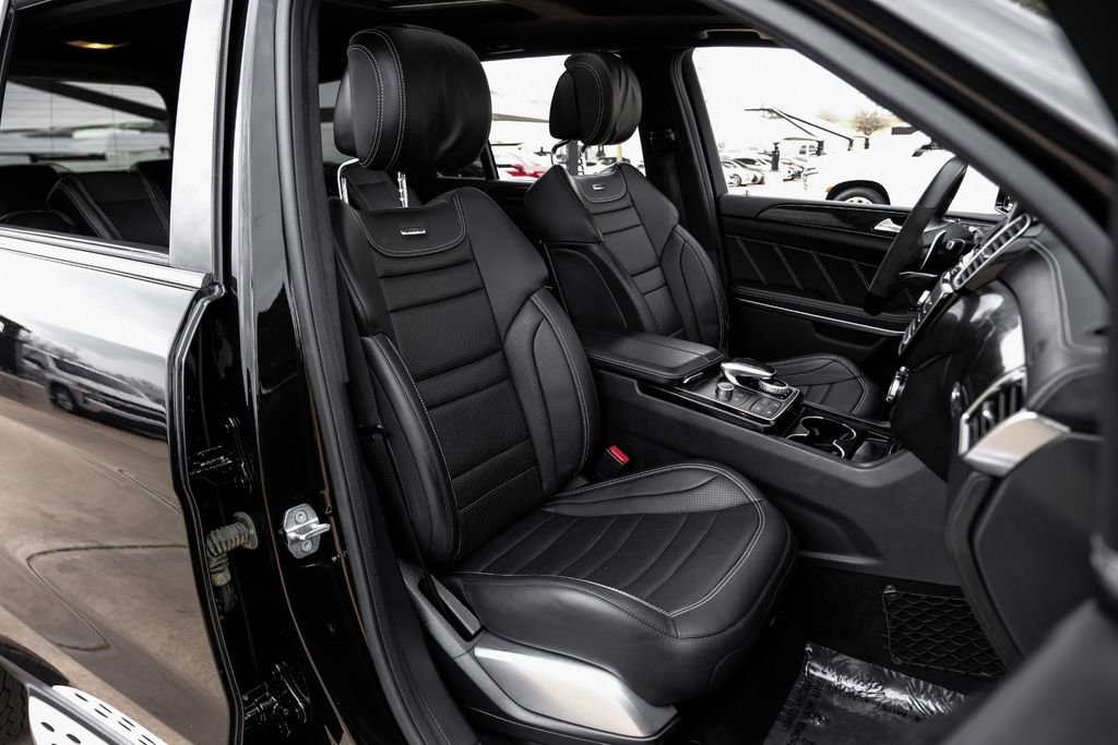 Used 2019 Mercedes-Benz GLS 63 AMG 4MATIC w/ AMG Night Styling Package image 35