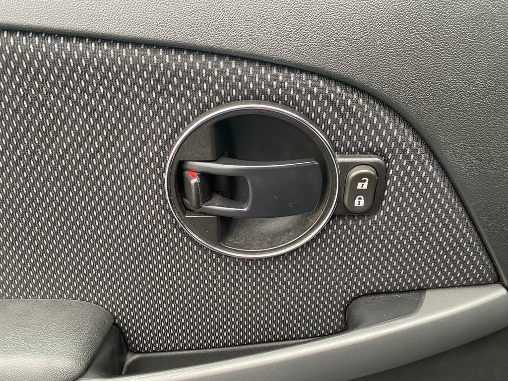 Used 2006 Pontiac Torrent 2WD w/ Preferred Package image 12