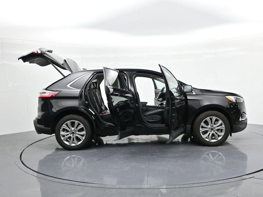 Used 2024 Ford Edge Titanium image 22