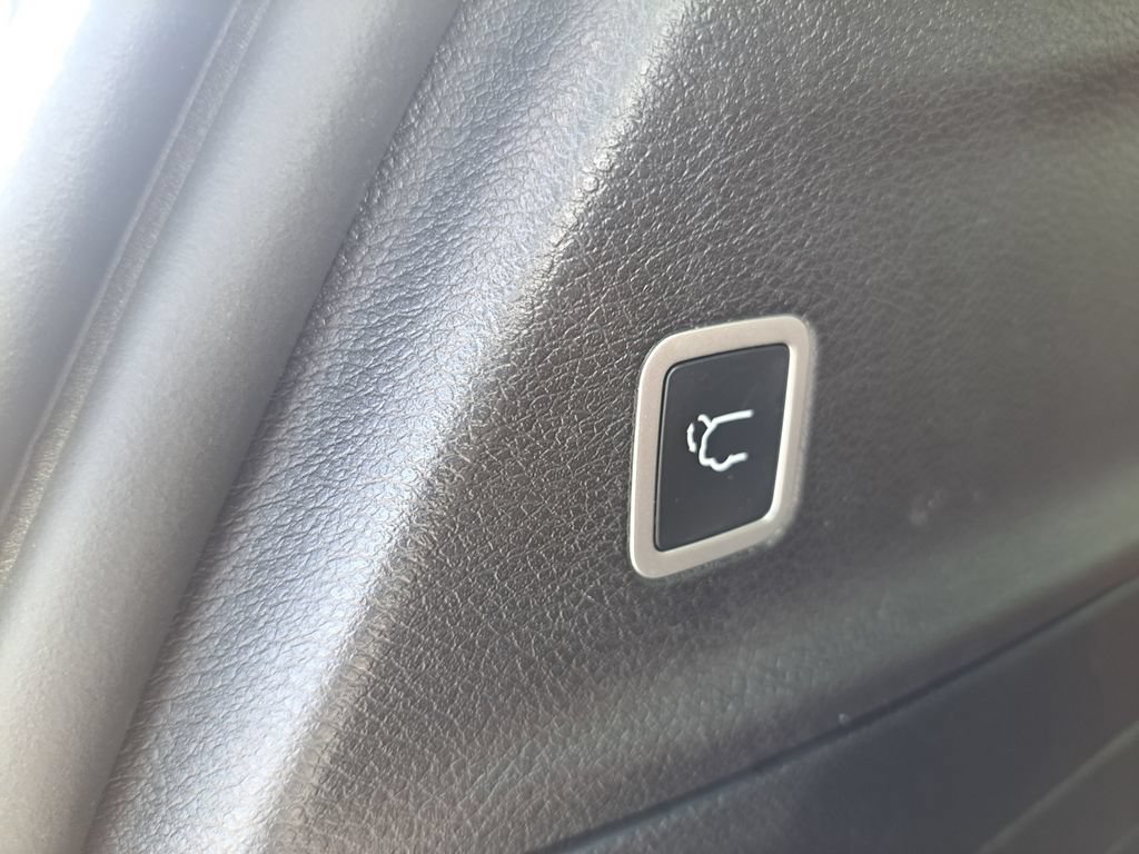 Certified 2022 Chrysler Pacifica Pinnacle FWD image 38
