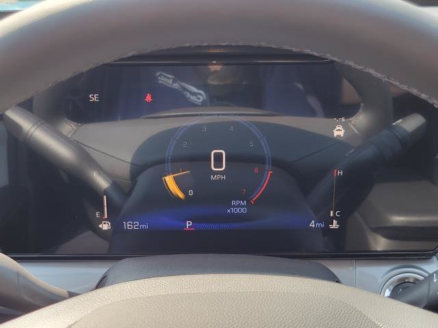 New 2026 Chevrolet Trax LT w/ Sunroof Package FWD image 13
