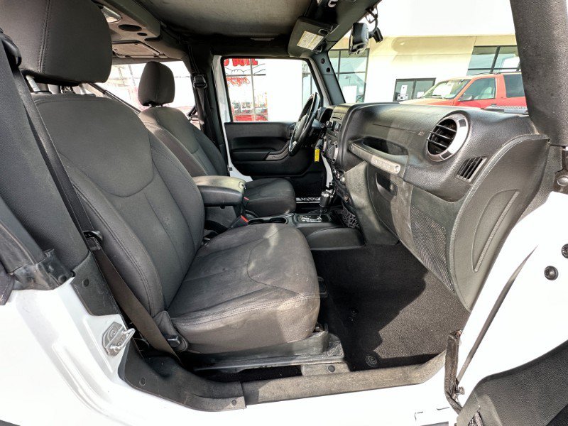 Used 2018 Jeep Wrangler Sport AWD/4WD image 10