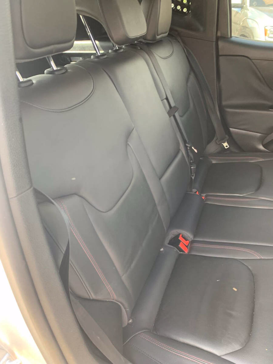 Used 2015 Jeep Renegade Trailhawk w/ Premium Leather Group AWD/4WD image 22