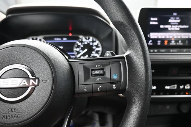 Used 2023 Nissan Rogue SV AWD/4WD image 16