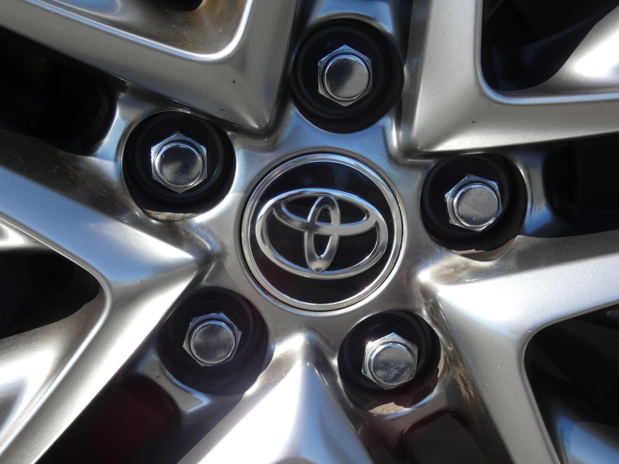 Used 2024 Toyota Mirai XLE Sedan 4D w/ Advanced Technology Package image 20