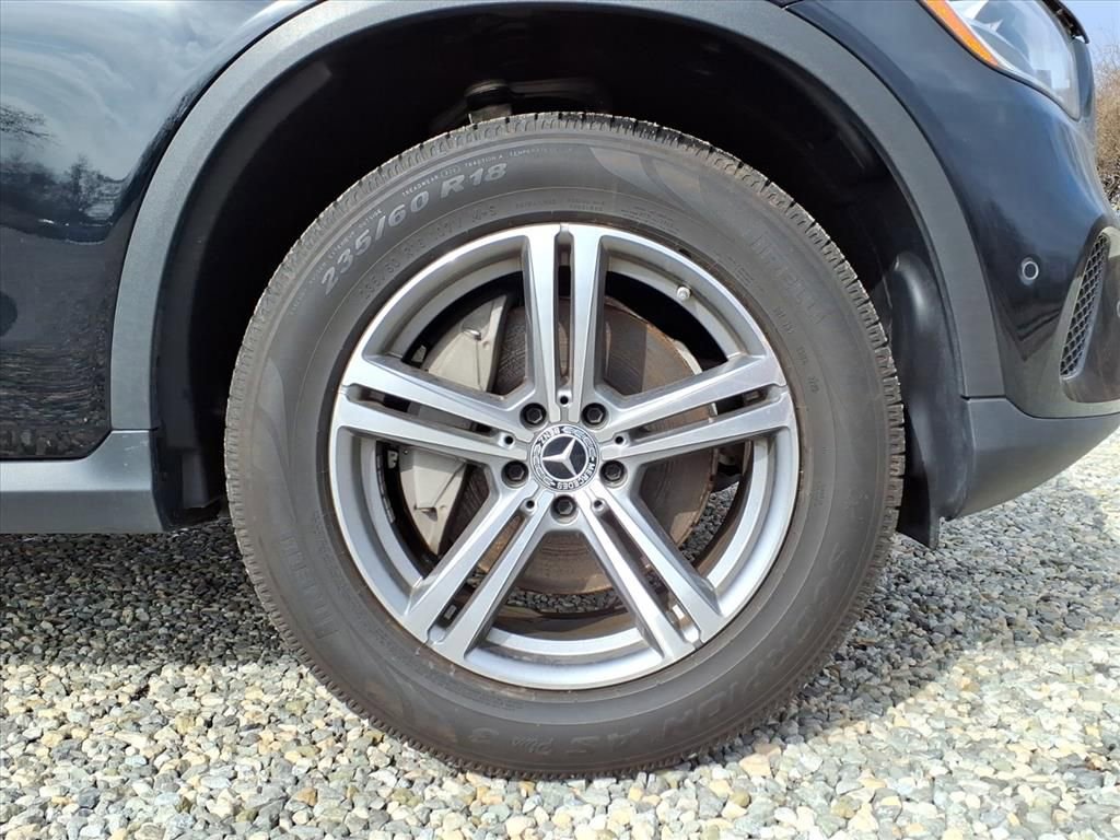 Used 2021 Mercedes-Benz GLC 300 4MATIC image 9