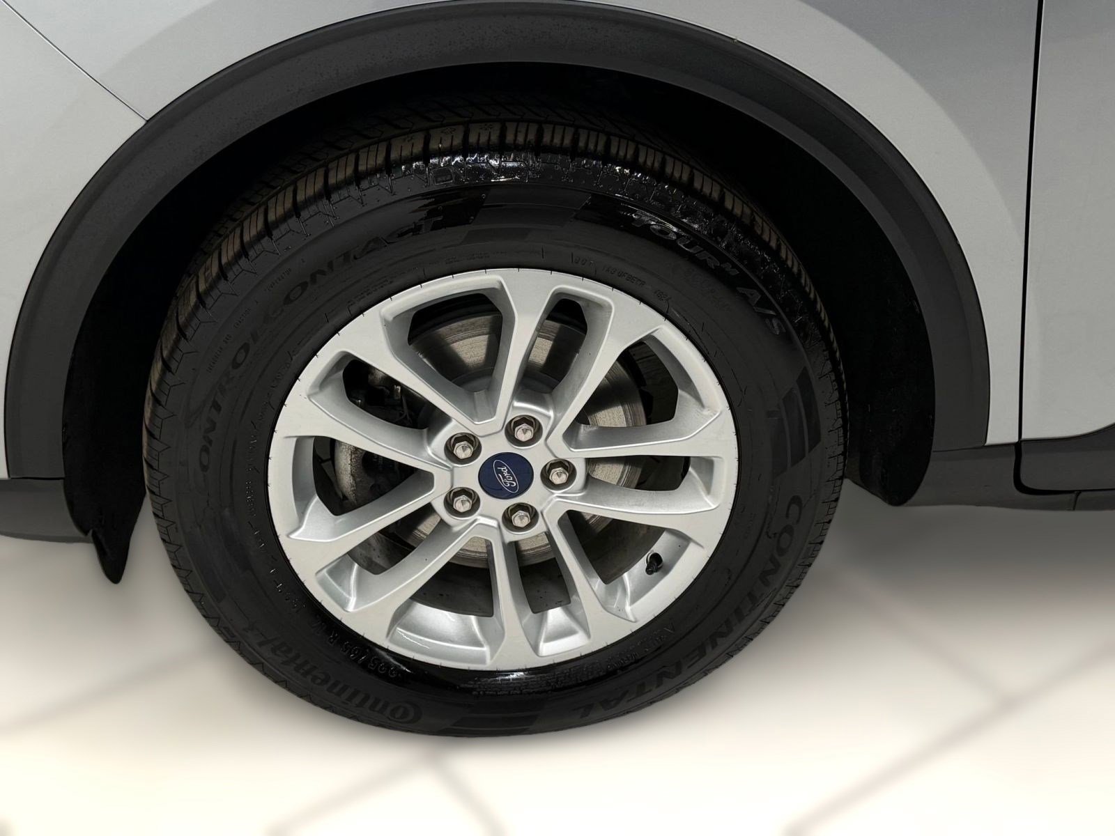 Used 2022 Ford Escape SE image 9