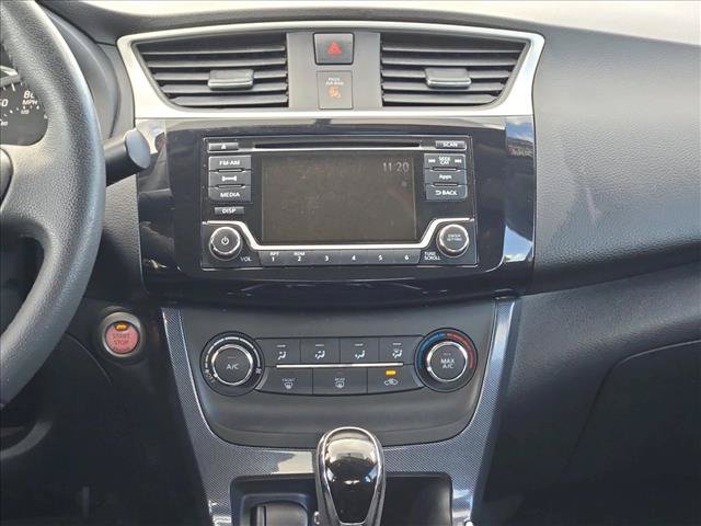 Used 2016 Nissan Sentra SR FWD image 14