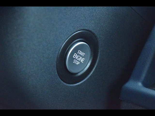 New 2025 Volkswagen ID. Buzz Pro S image 28