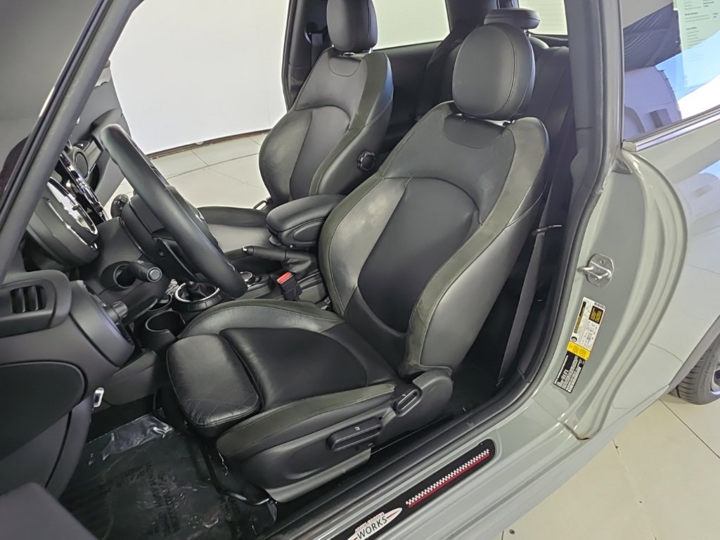 Used 2017 MINI Cooper John Cooper Works FWD image 23