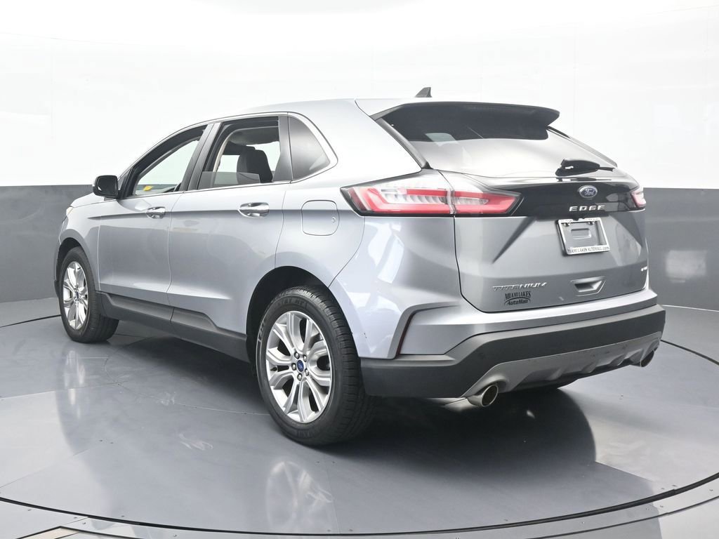 Used 2022 Ford Edge Titanium w/ Equipment Group 301A image 4
