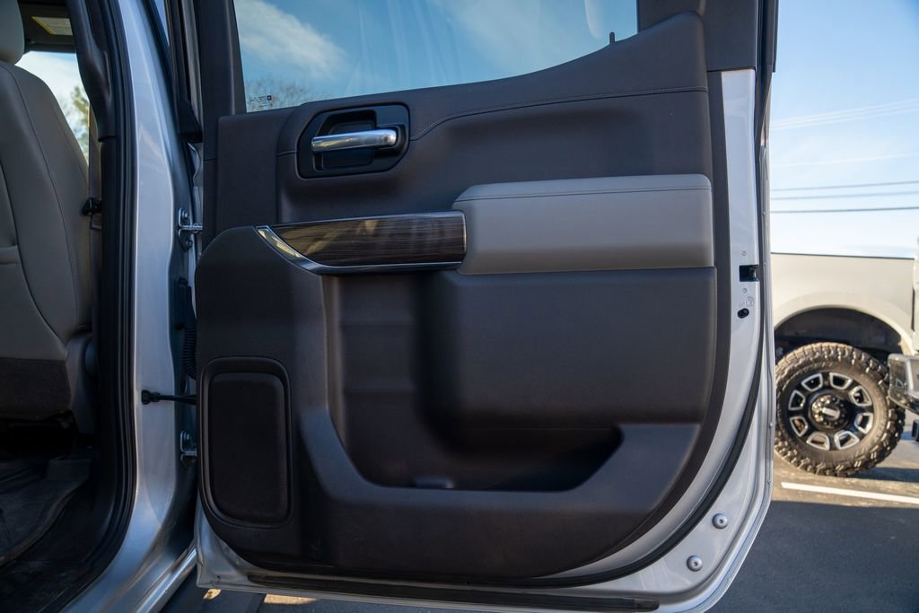 Used 2019 Chevrolet Silverado 1500 LT Trail Boss image 16