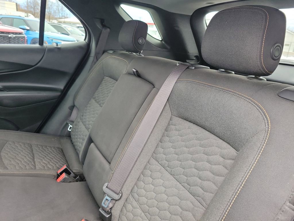Used 2020 Chevrolet Equinox LT w/ Driver Convenience Package image 28