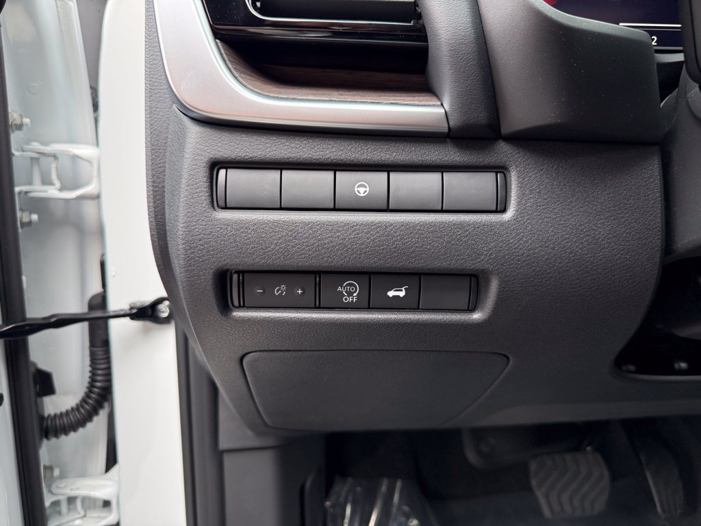 New 2026 Nissan Rogue Platinum AWD/4WD image 7