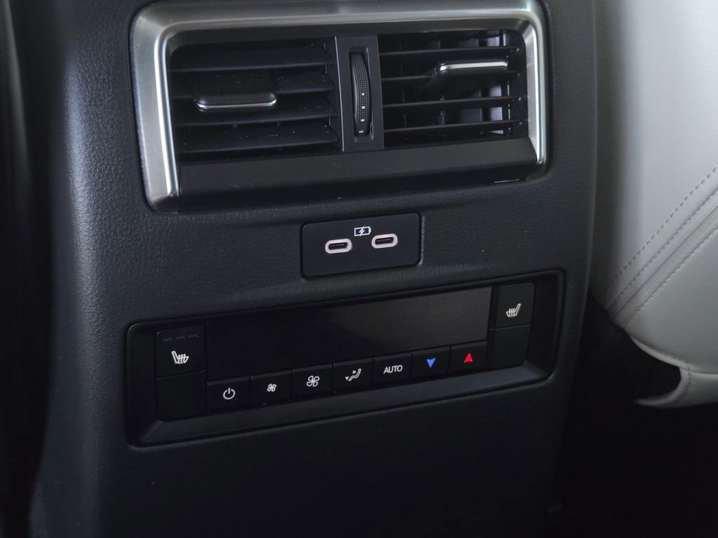 Certified 2025 MAZDA CX-90 3.3 Turbo w/ Premium Plus Pkg image 14