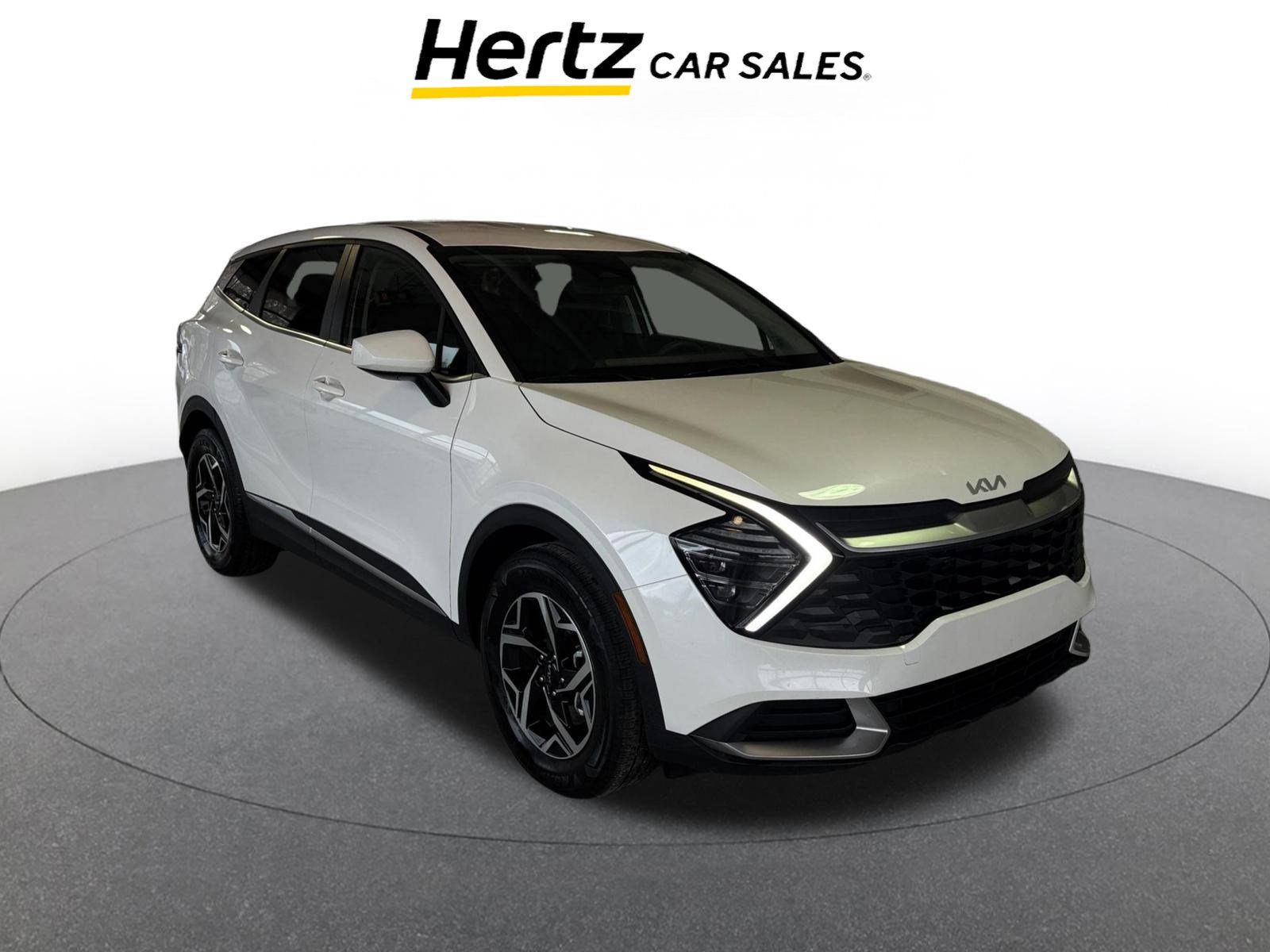 Used 2025 Kia Sportage LX image 1