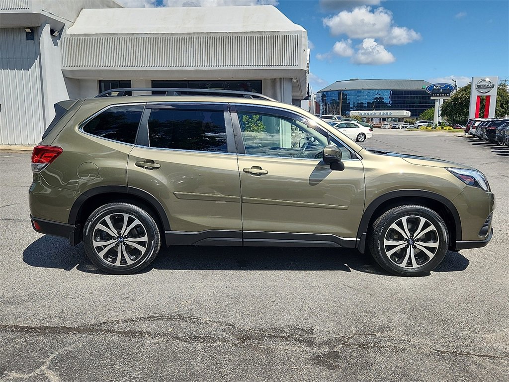 Used 2022 Subaru Forester Limited w/ Popular Package #2 image 7