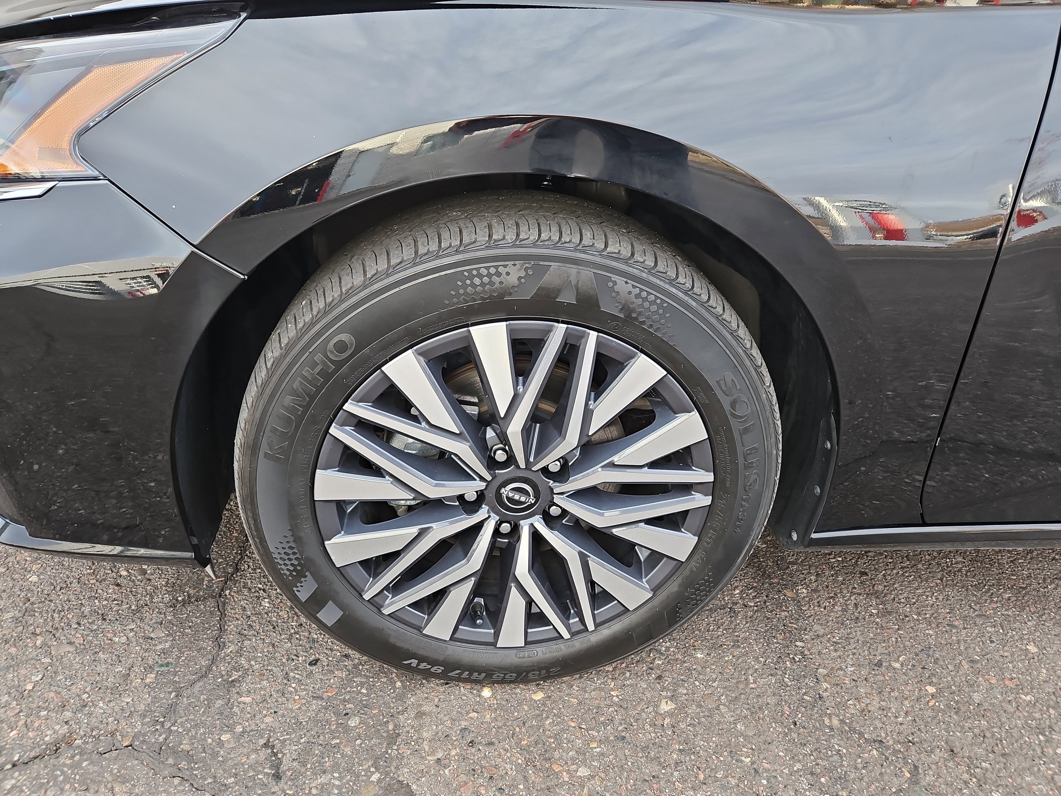 Used 2024 Nissan Altima 2.5 SV image 20