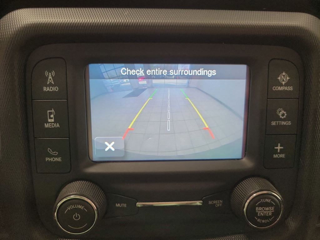 Used 2019 Jeep Wrangler Sport image 14