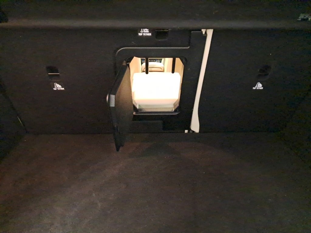 Used 2018 Mercedes-Benz GLA 250 4MATIC image 21